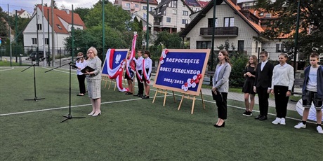 Powiększ grafikę: inauguracja-roku-szkolnego-2022-2023-370339.jpg